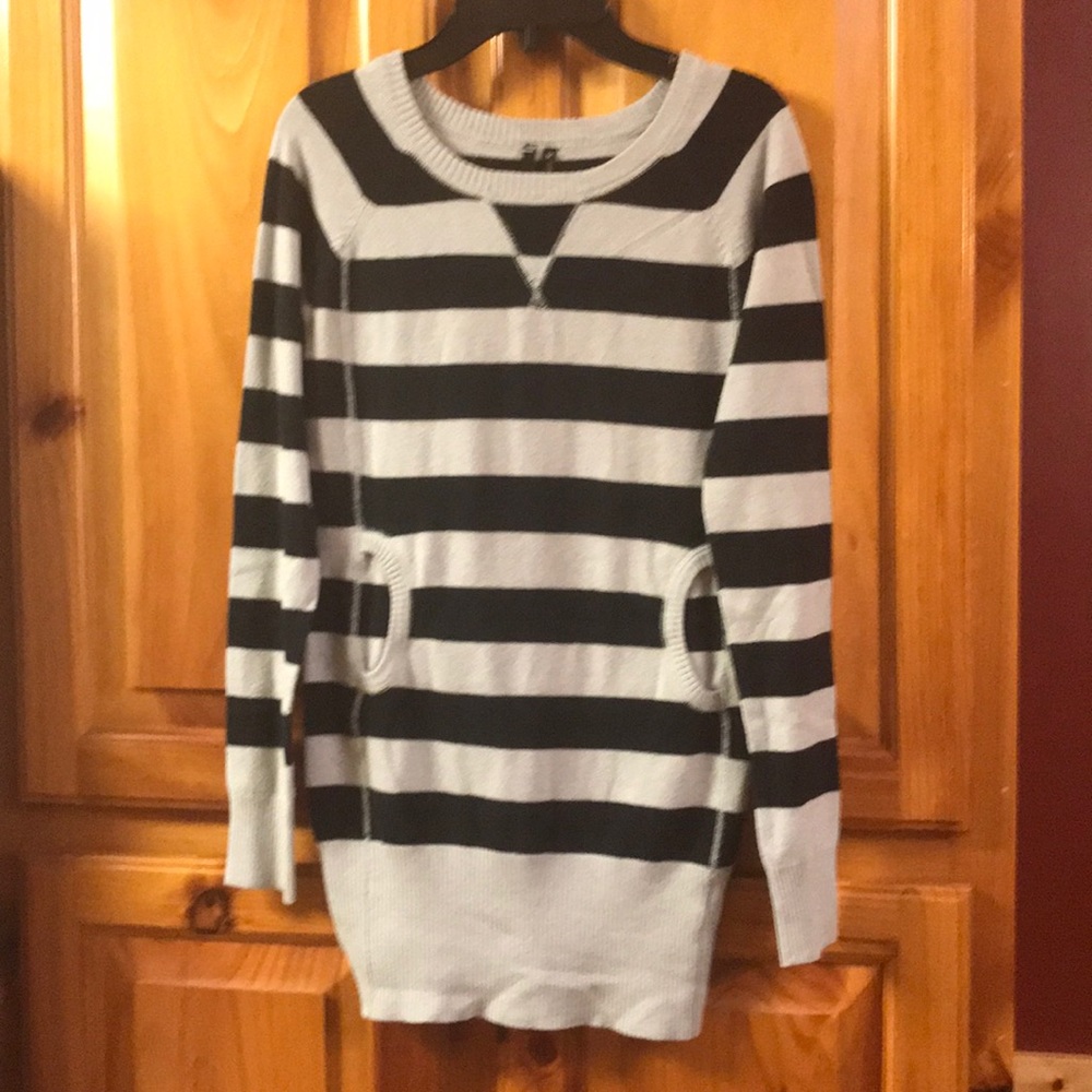 Gray & black striped sweater with pockets